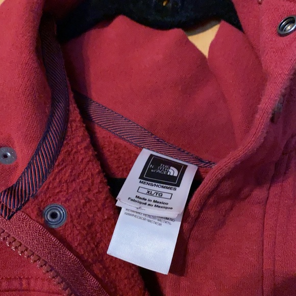 Men’s Northface Red zip sweatshirt - Picture 2 of 3